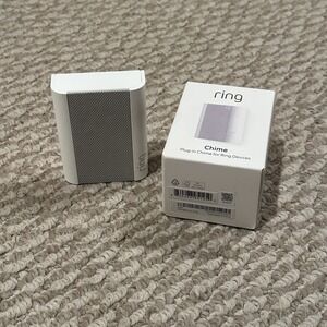 Ring Door Chime White Plug-in Chime for Ring Video Doorbells and Cameras Used